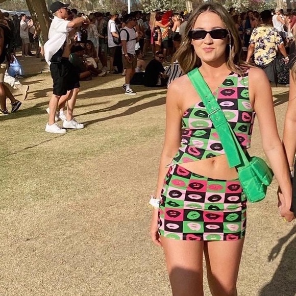 Motel Rocks One Shoulder Set!! - Picture 2 of 5